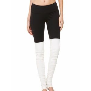 Alo Yoga Goddess Leggings